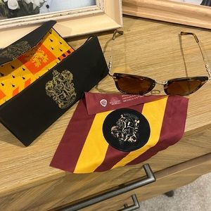 Diff Gryffindor Sunglasses